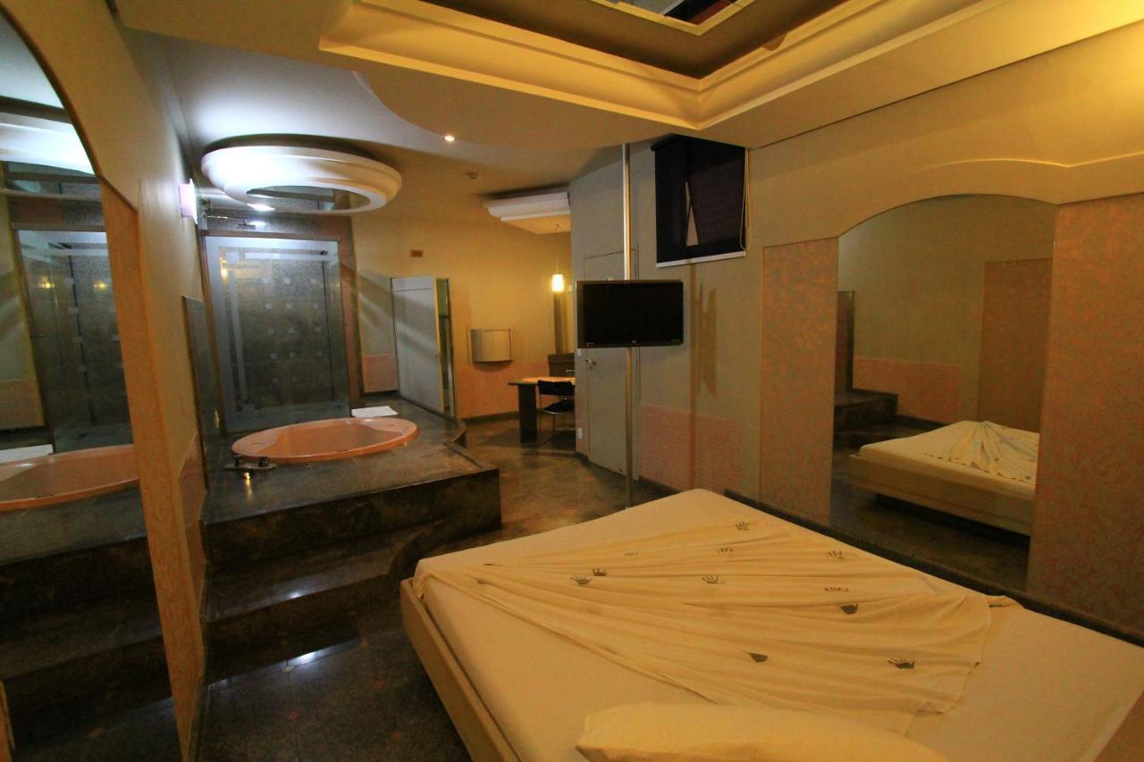 Movie Inn Motel E Hospedagem (Adults Only) Ribeirão Preto Dış mekan fotoğraf